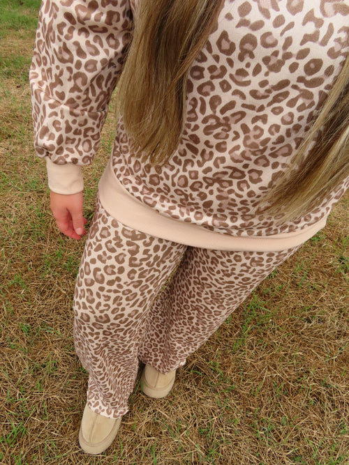 LEOPARD LOUNGE SET